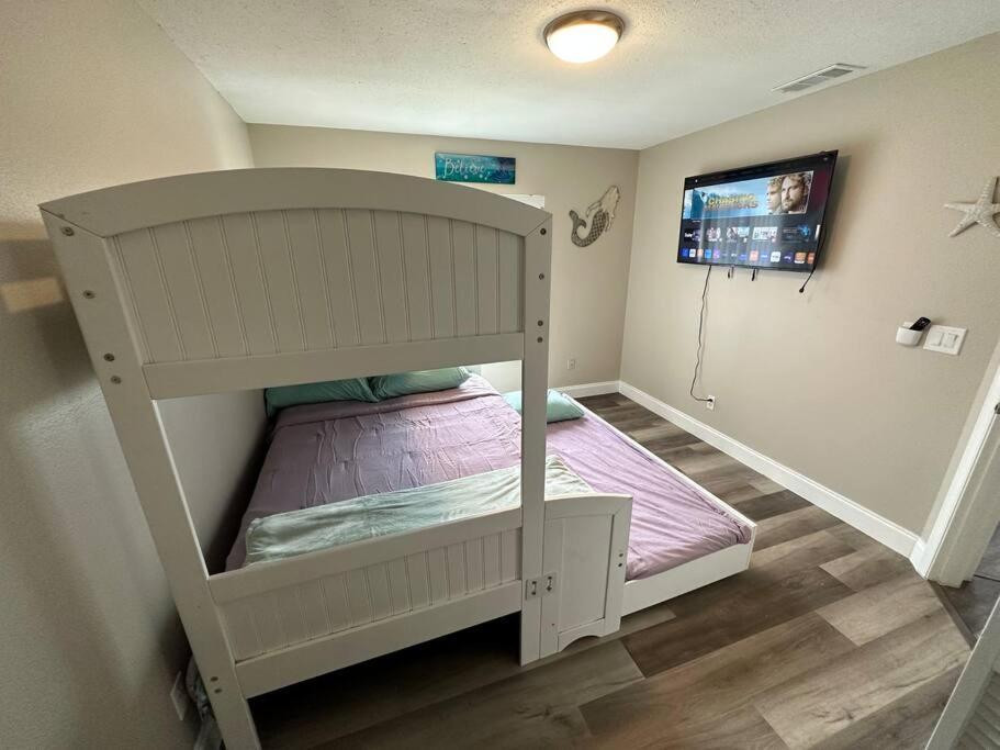 Manatee Oasis Weeki Wachee Family Fun Pool Home Spring Hill Exteriör bild