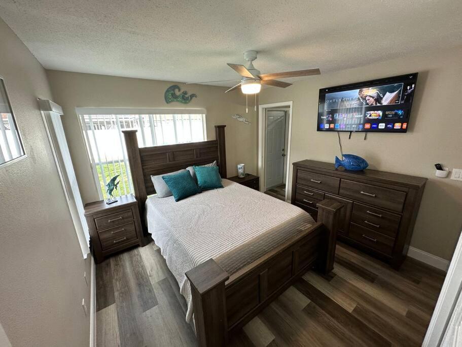 Manatee Oasis Weeki Wachee Family Fun Pool Home Spring Hill Exteriör bild